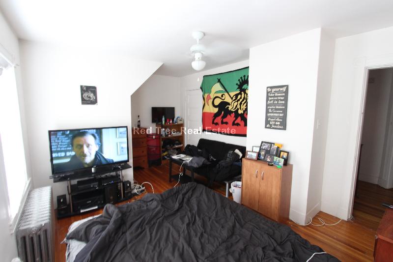 140 Brooks St, Allston