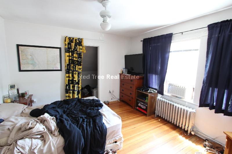 140 Brooks St, Allston