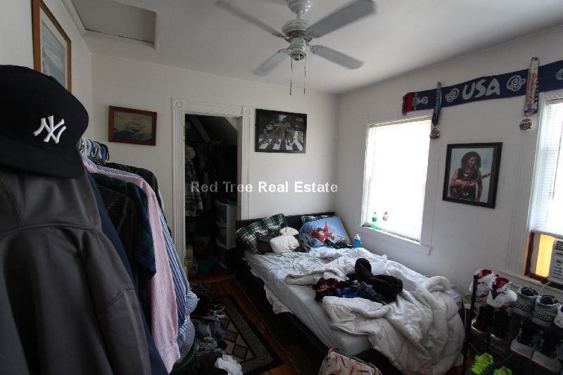 140 Brooks St, Allston