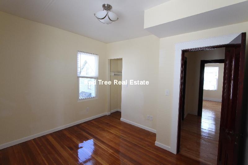 5 Smythe St, Brookline Hills