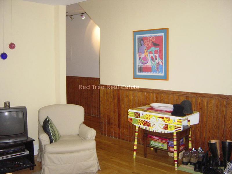 2 bed, 1 bath apartment for rent at 164 Putnam Ave, Cambridge