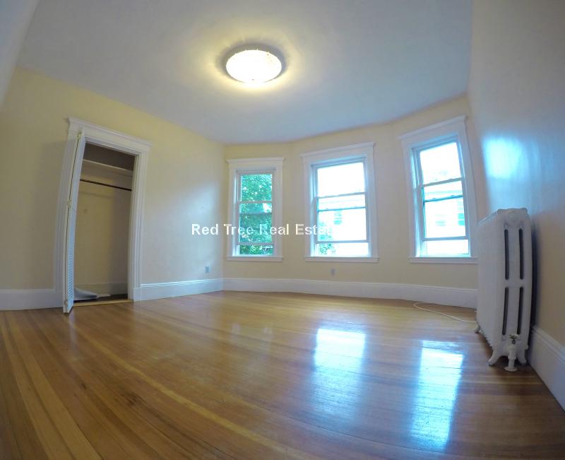 98 Cypress St, Brookline Village