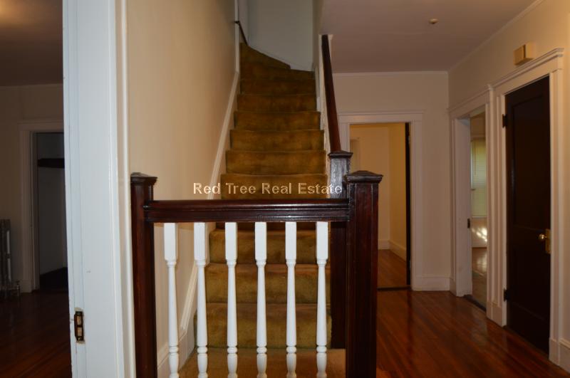 5 Regent Circle, Jamaica Plain