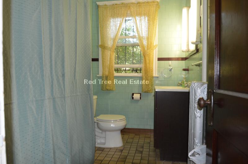 5 Regent Circle, Jamaica Plain