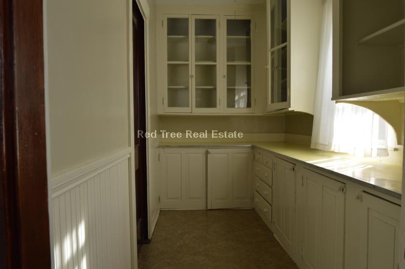 5 Regent Circle, Jamaica Plain