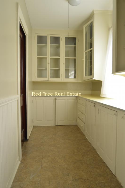 5 Regent Circle, Jamaica Plain