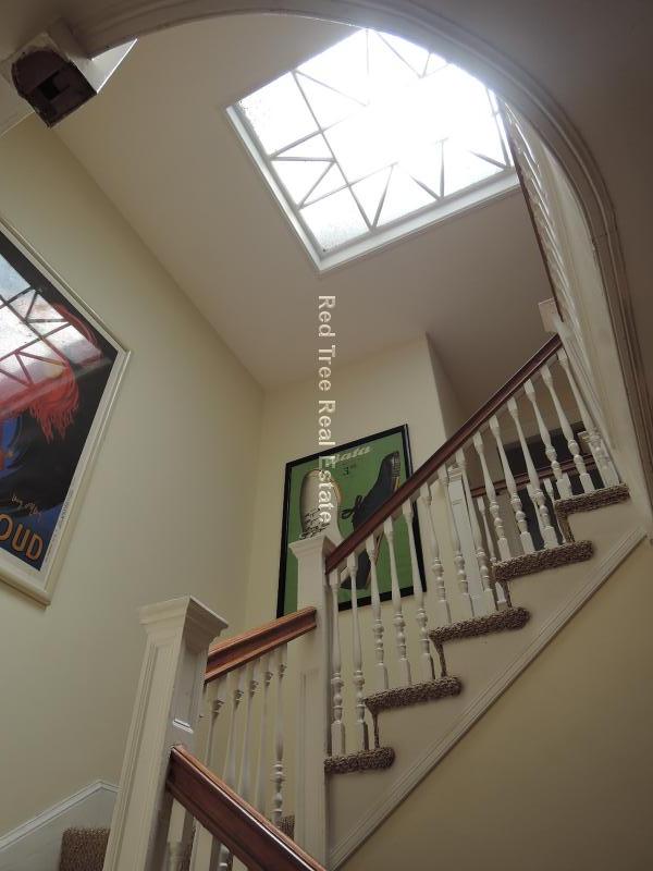 1714 Beacon St, Brookline Hills