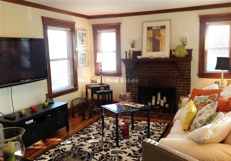 61 Poplar St, East Watertown