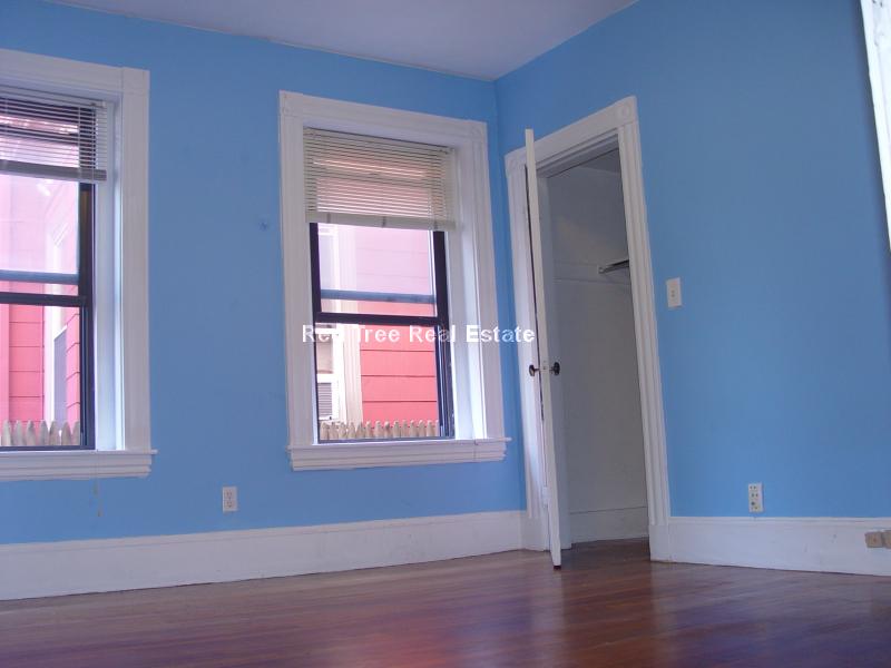 40 Cedar St, Porter Square