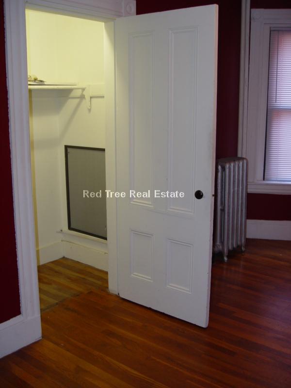 40 Cedar St, Porter Square