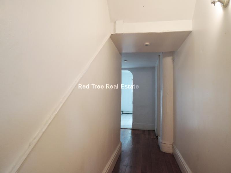 186 Naples Rd, Coolidge Corner