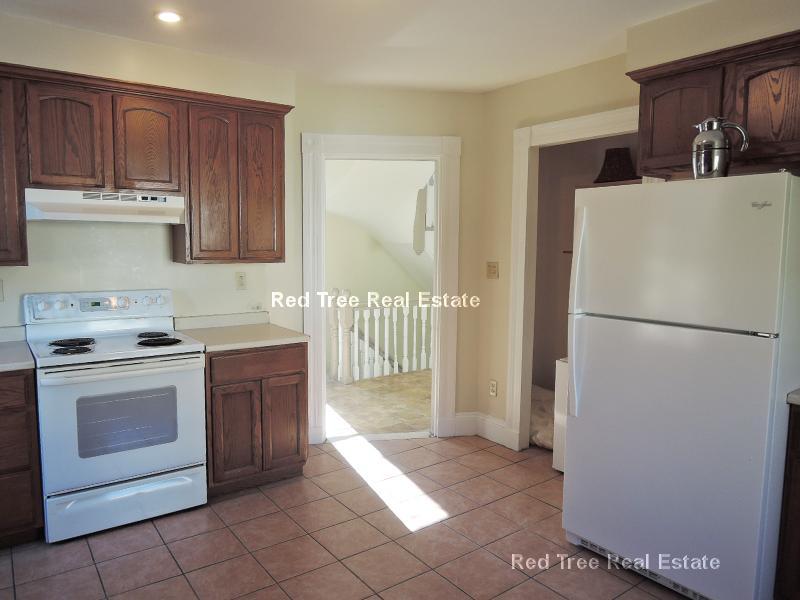 44 Linden St, Allston