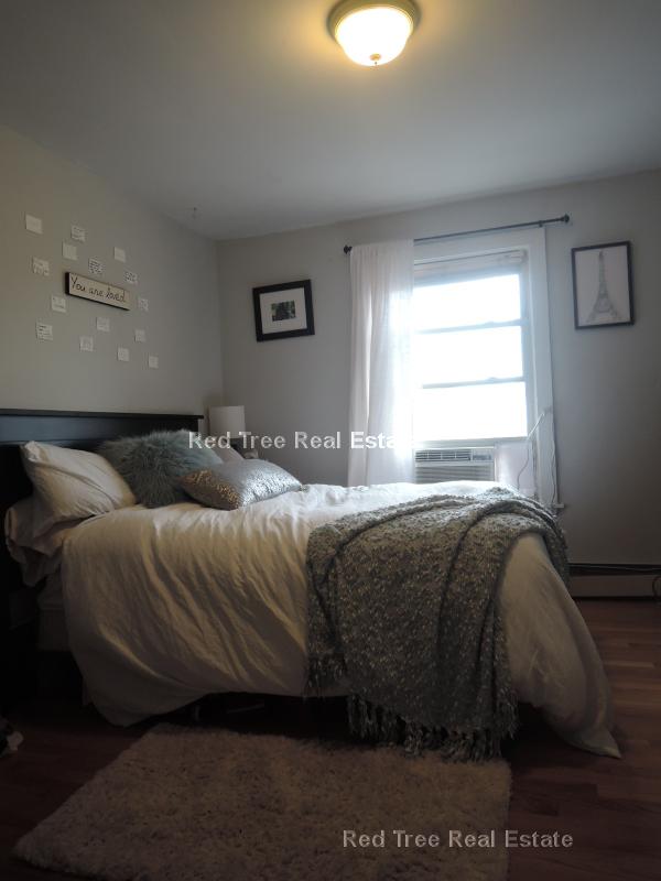 74 Ashford St, Allston