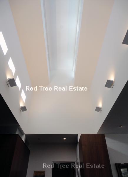 10 Gray Cliff Rd, Newton