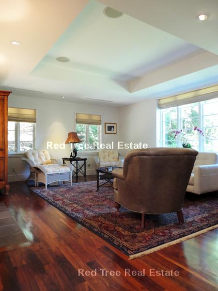 10 Gray Cliff Rd, Newton