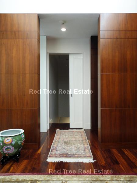 10 Gray Cliff Rd, Newton