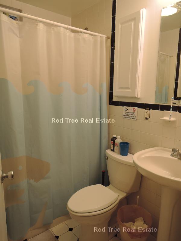 25 Pratt St, Allston