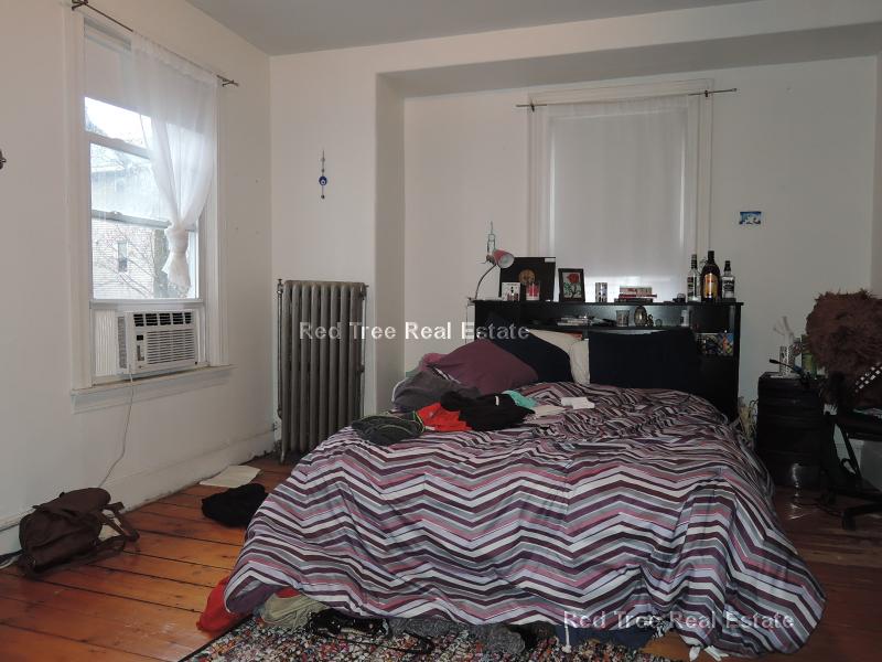 25 Pratt St, Allston