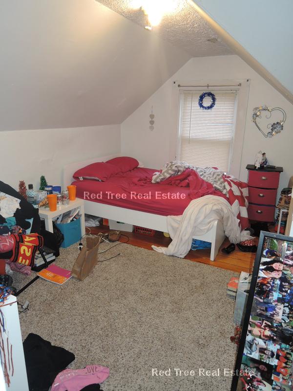 25 Pratt St, Allston