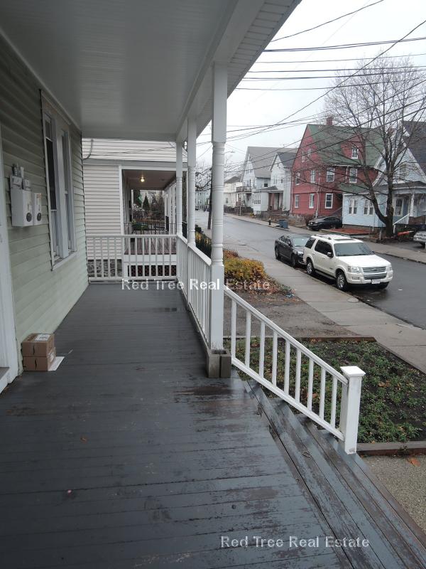 25 Pratt St, Allston