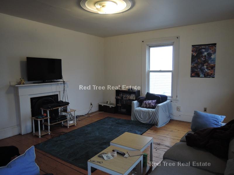 25 Pratt St, Allston