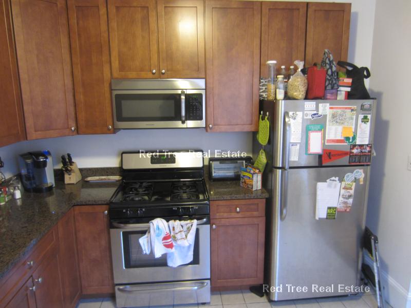 878 Huntington Ave, Mission Hill