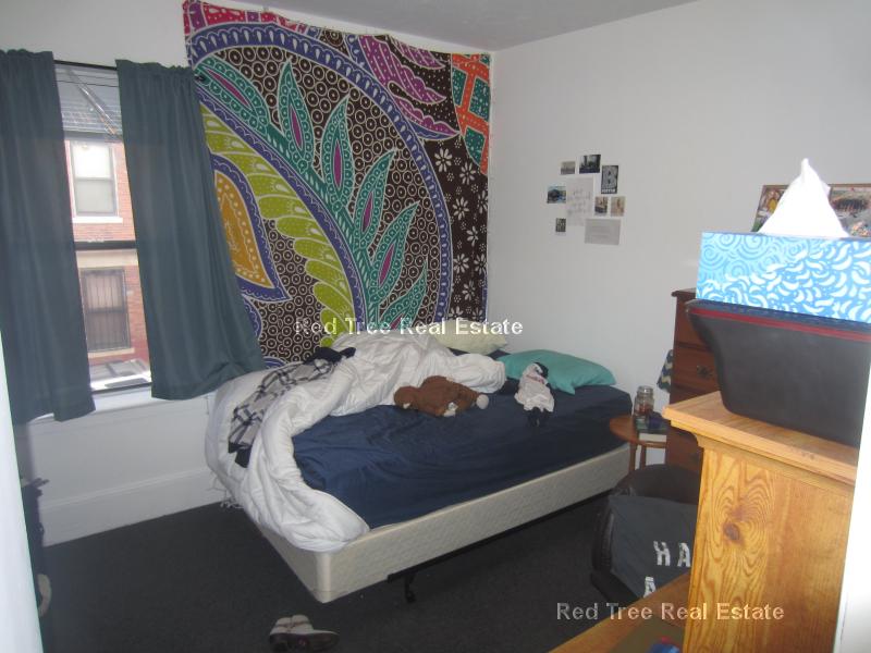 878 Huntington Ave, Mission Hill