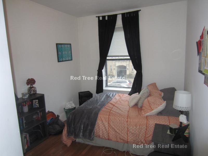 878 Huntington Ave, Mission Hill