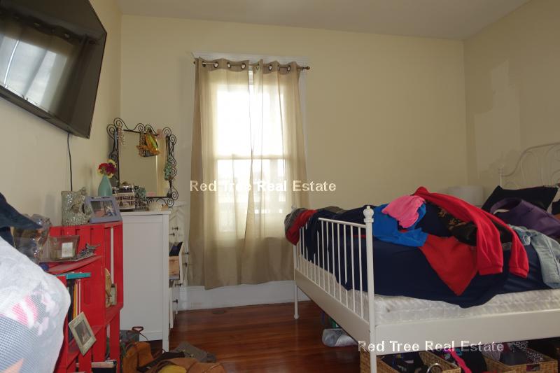 35 Chester St, Allston
