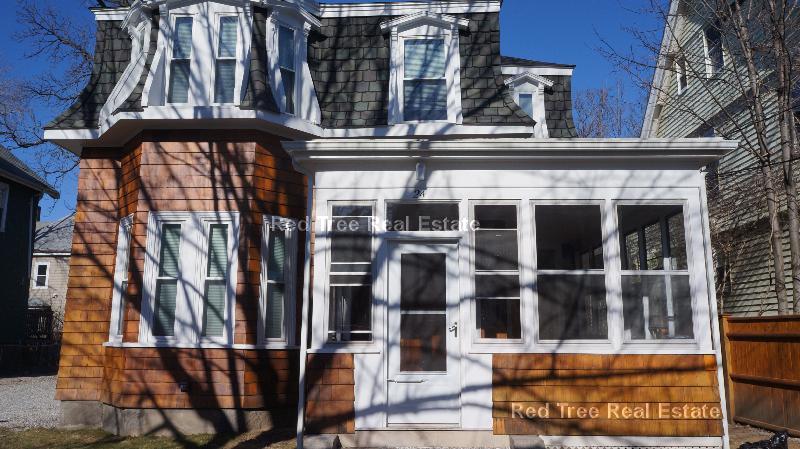 24 Ashford St, Allston