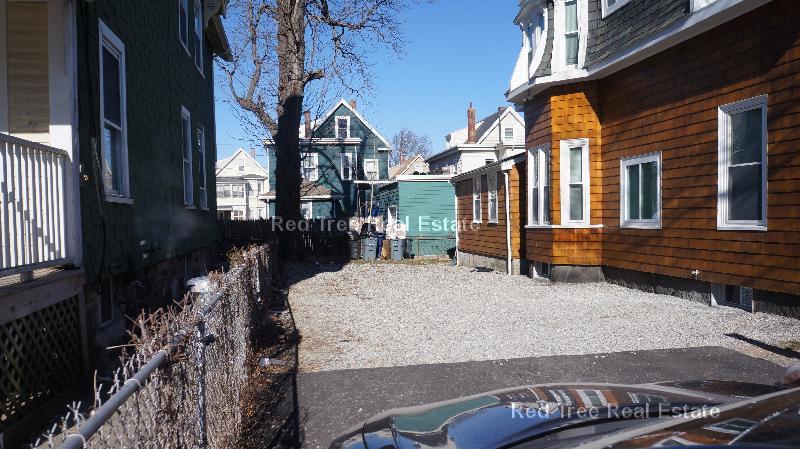 24 Ashford St, Allston