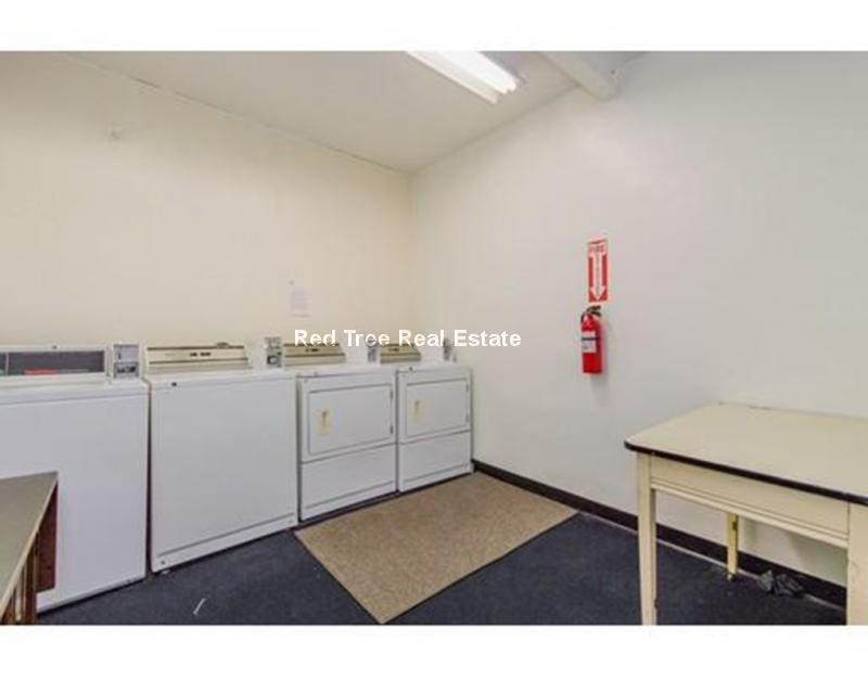 3 bed, 1 bath apartment for rent at 7 Lothian Rd Unit B, Brighton — photo 7 of 8