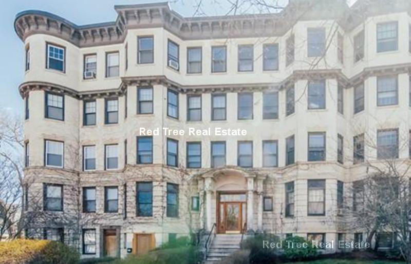 1868 Commonwealth Ave, Brighton