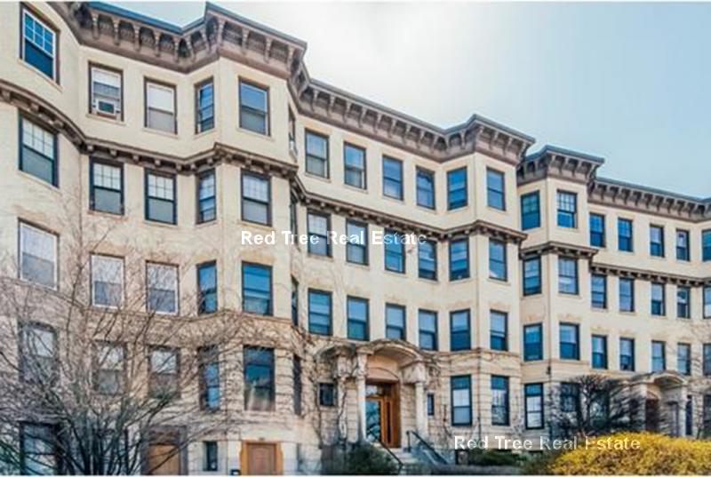 1868 Commonwealth Ave, Brighton