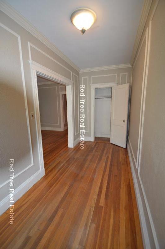 30 Gibbs St, North Brookline