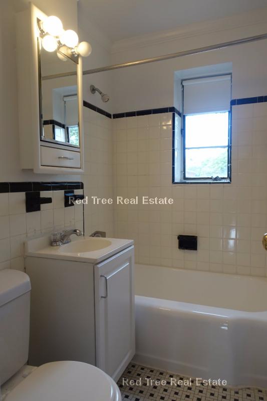 72 Saint Paul St, Coolidge Corner