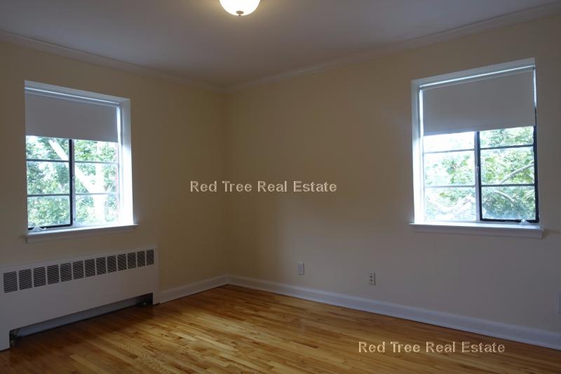 72 Saint Paul St, Coolidge Corner