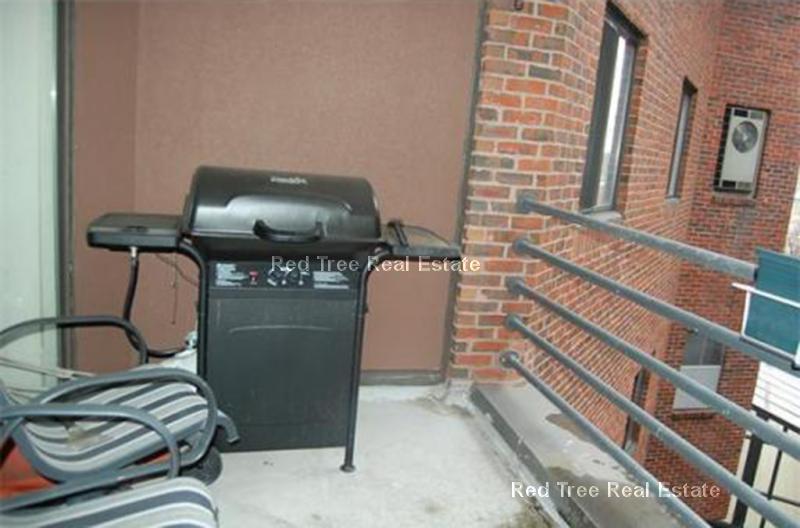 147 Kelton St, Allston