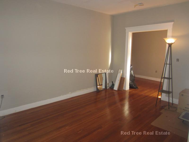 90 Bynner St, Jamaica Plain