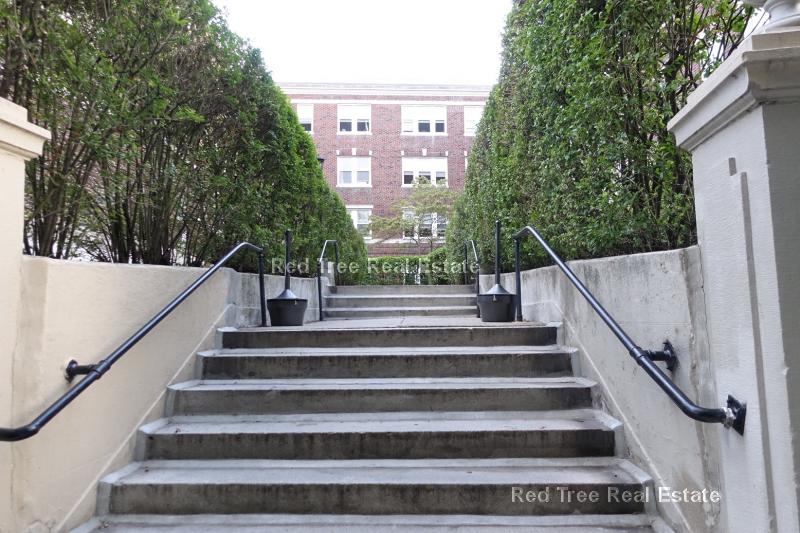 70 Chiswick Rd, Brighton