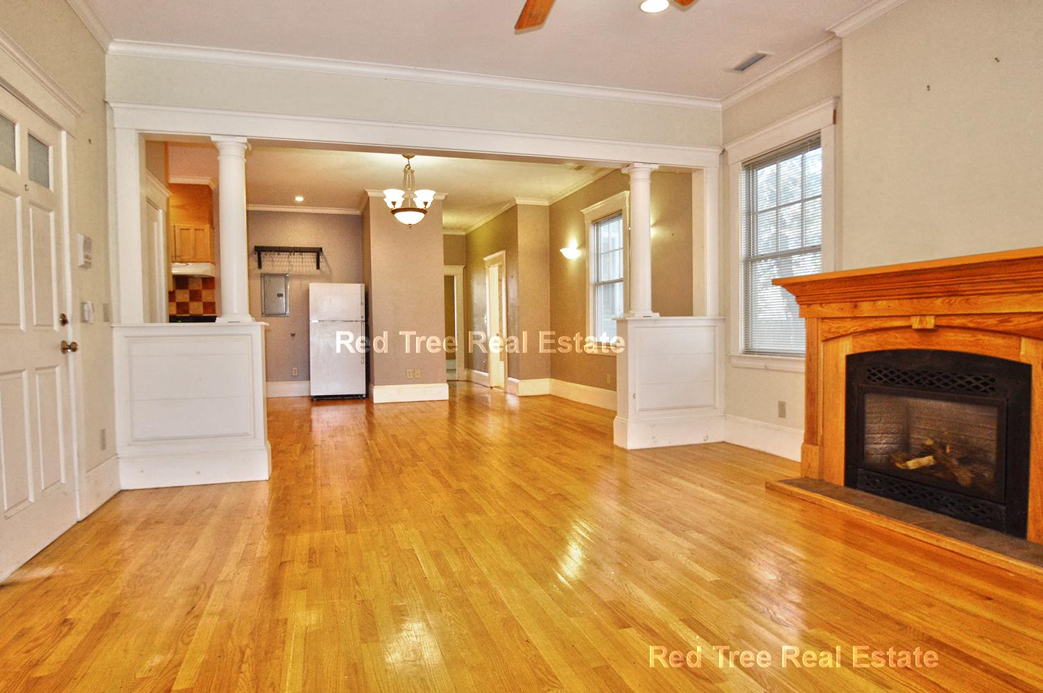 24 Grovenor Rd, Jamaica Plain