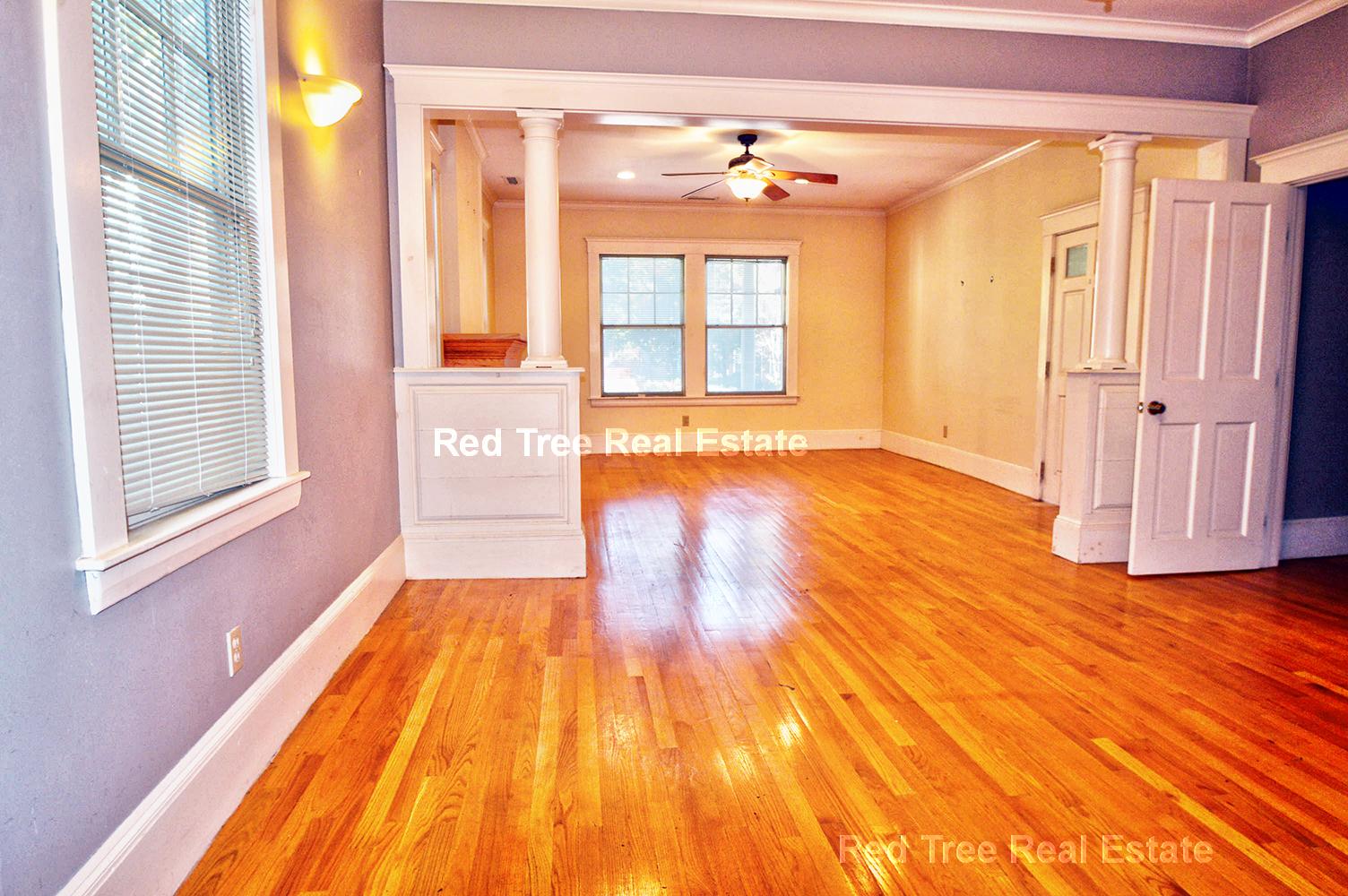 24 Grovenor Rd, Jamaica Plain