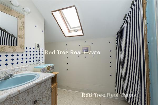 57 Quincy St, Tufts University