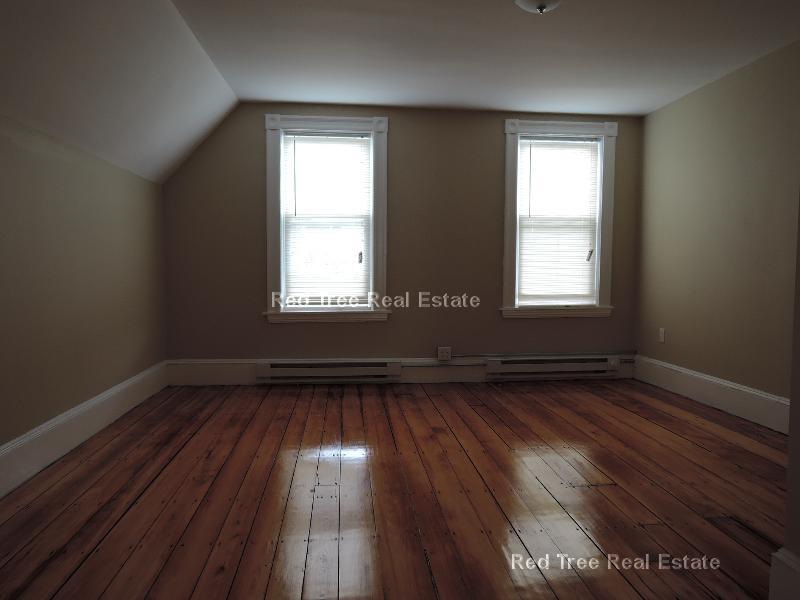 6 bed, 2 bath apartment for rent at 156 Calumet St Unit 2, Mission Hill — photo 18 of 23