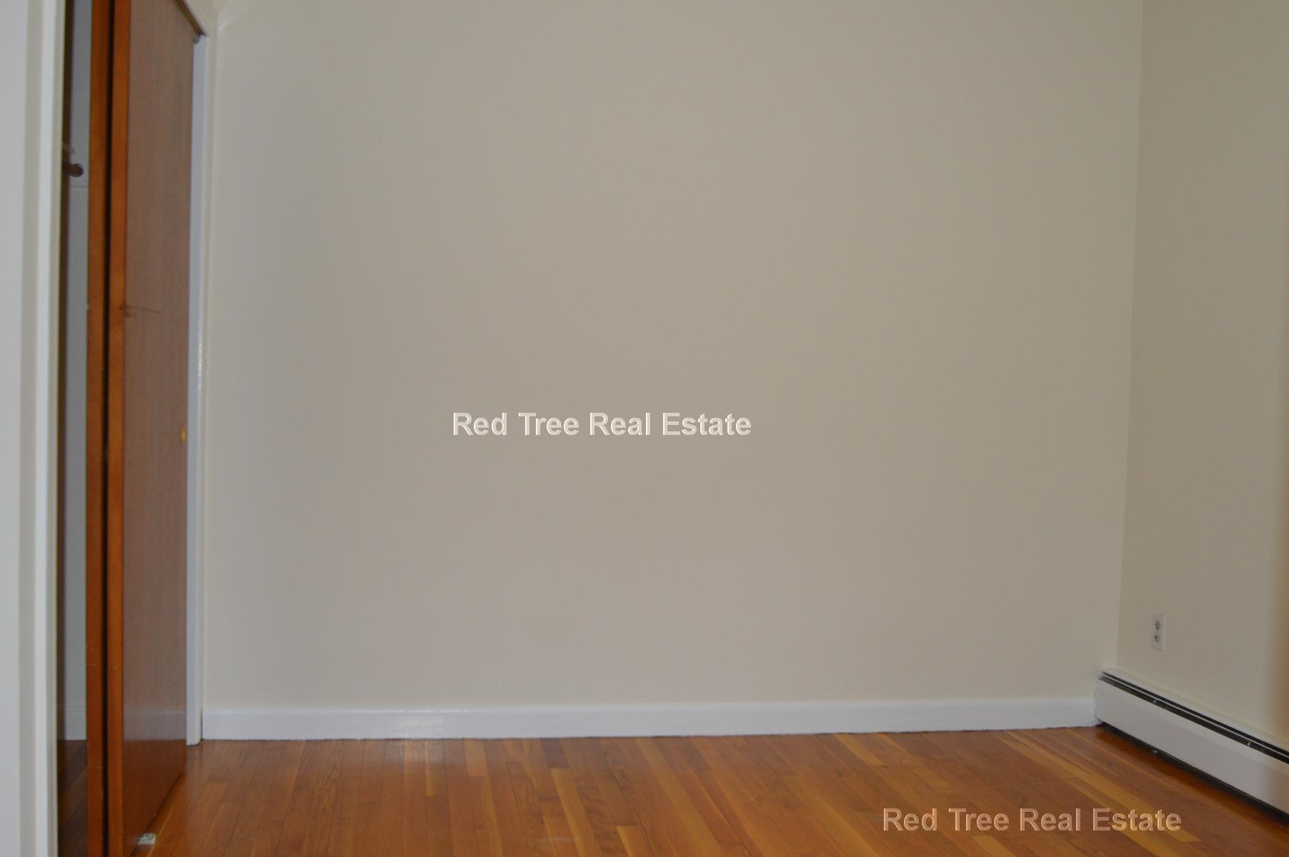 164 North Beacon St, Brighton