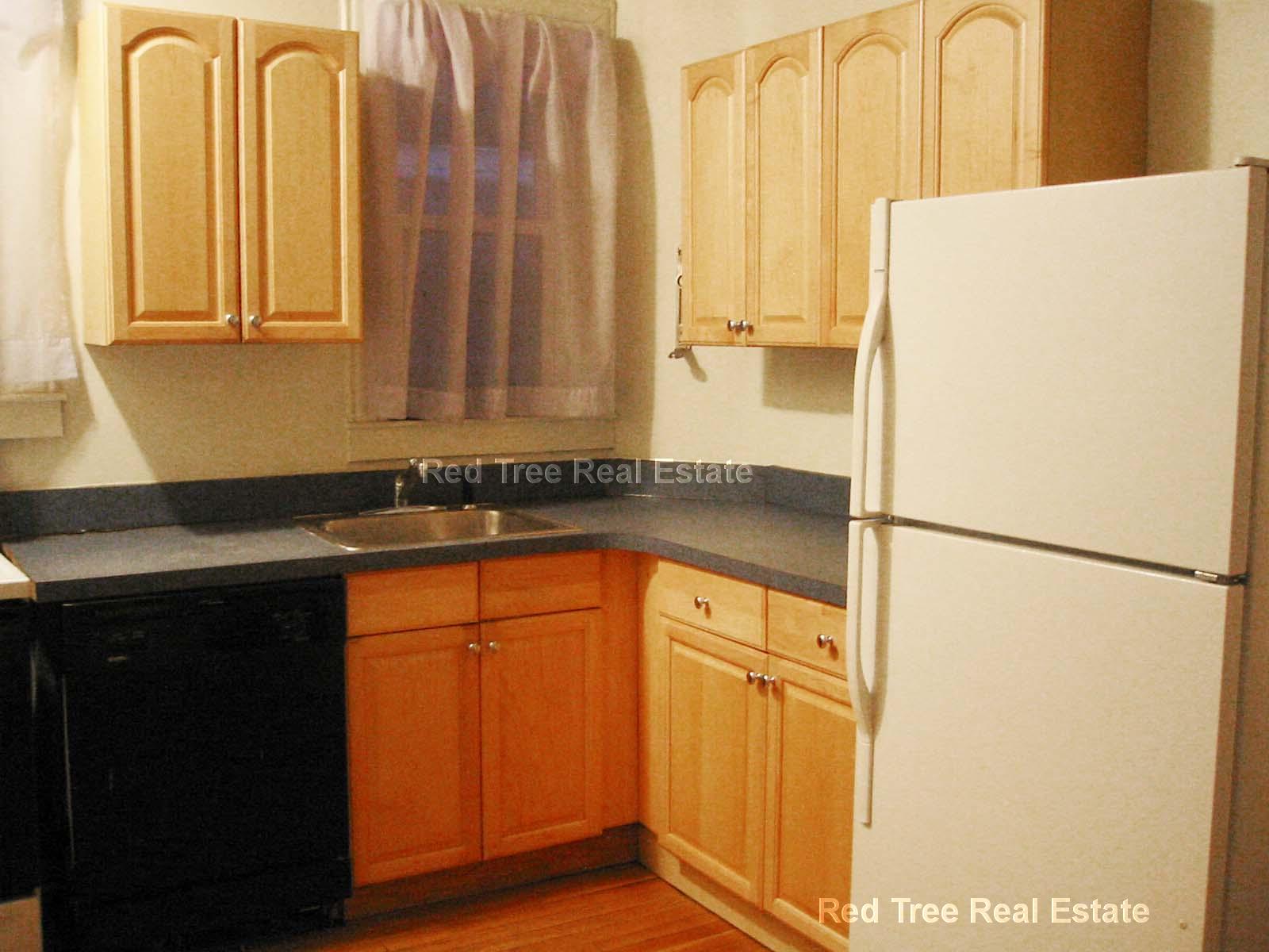 146 Hillside St, Mission Hill