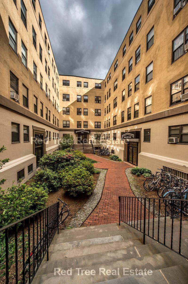 Studio bed, 1 bath apartment for rent at 1200 Massachusetts Ave Unit E07, Cambridge — photo 1 of 2