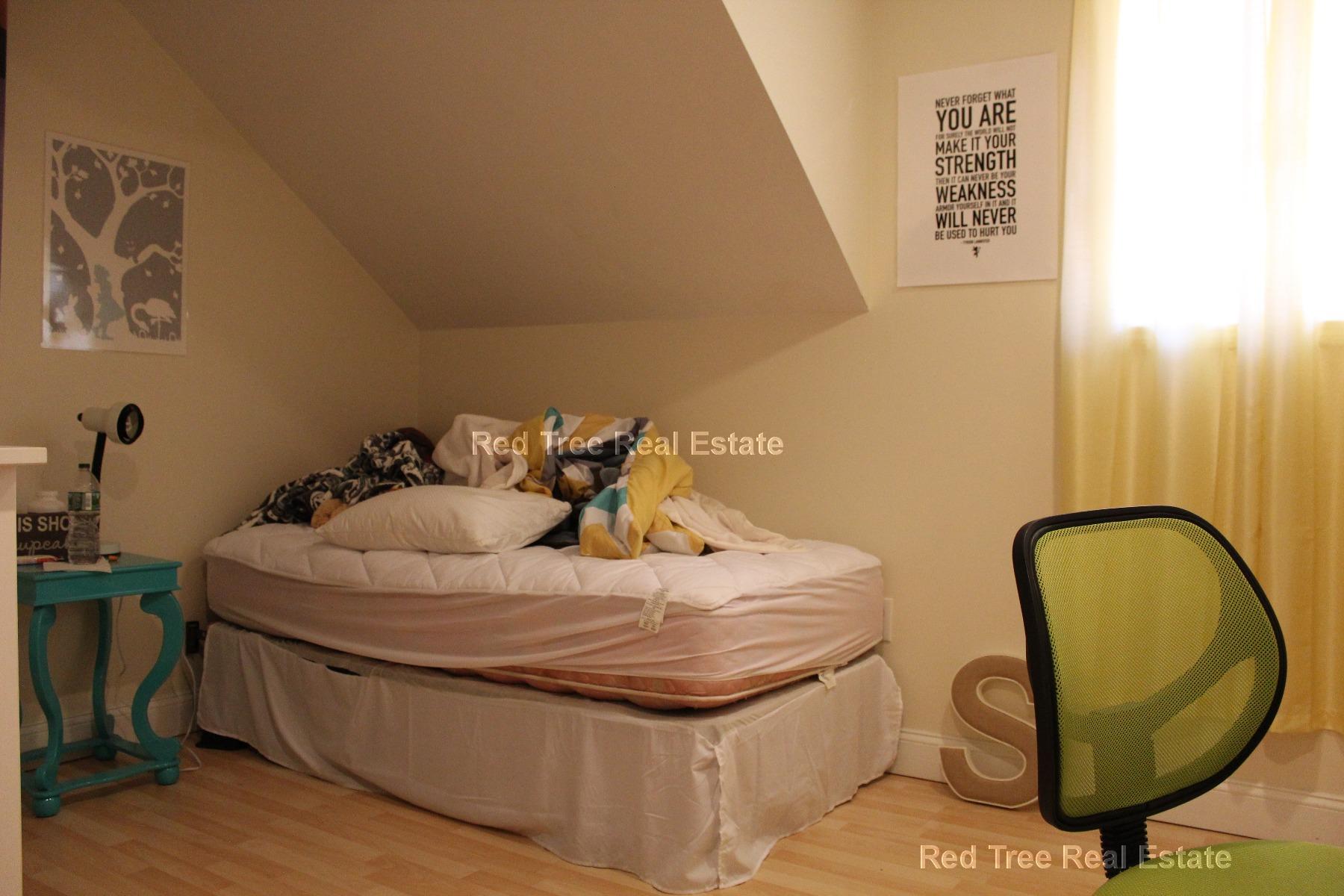 10 Strathmore Rd, Brookline