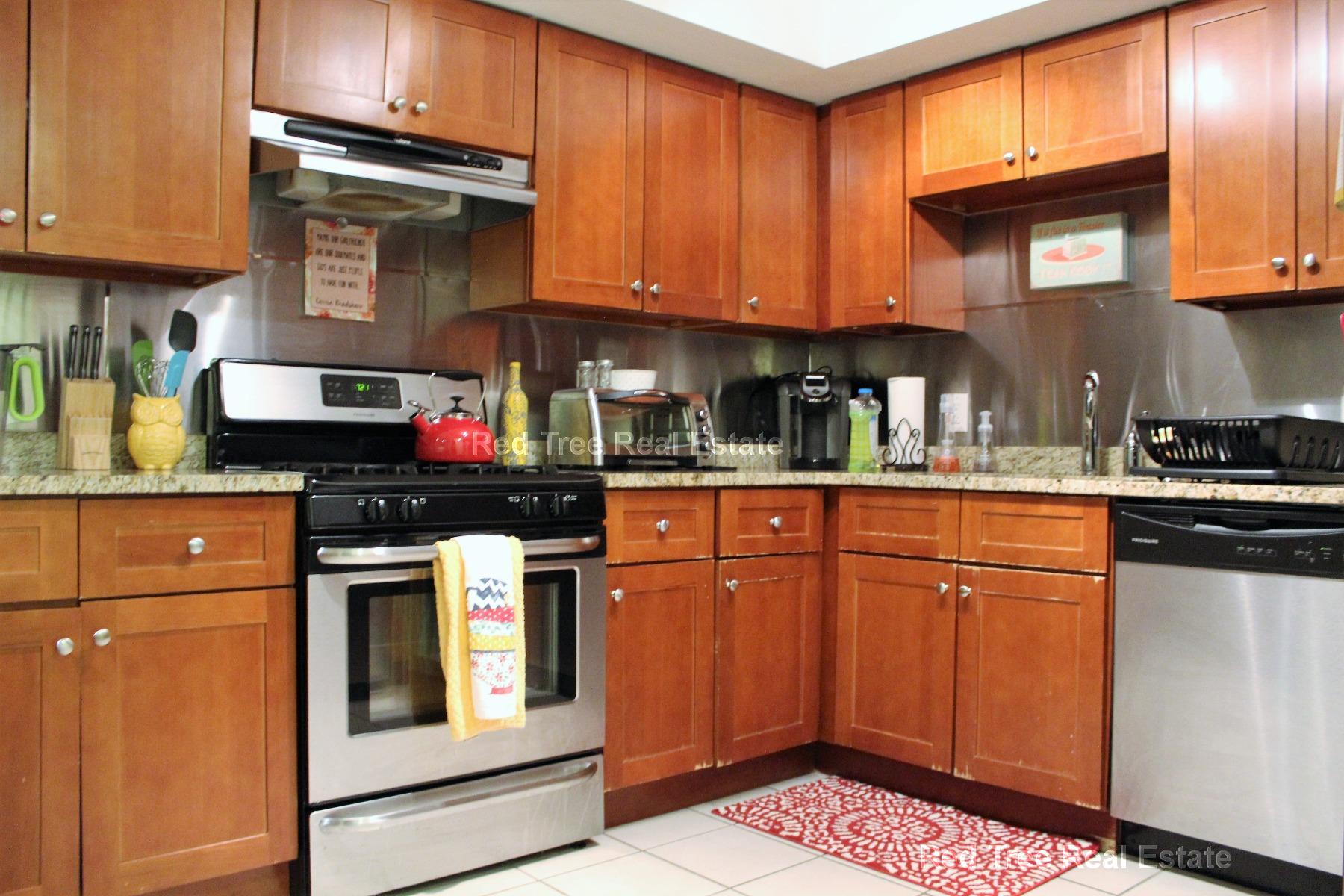 10 Strathmore Rd, Brookline
