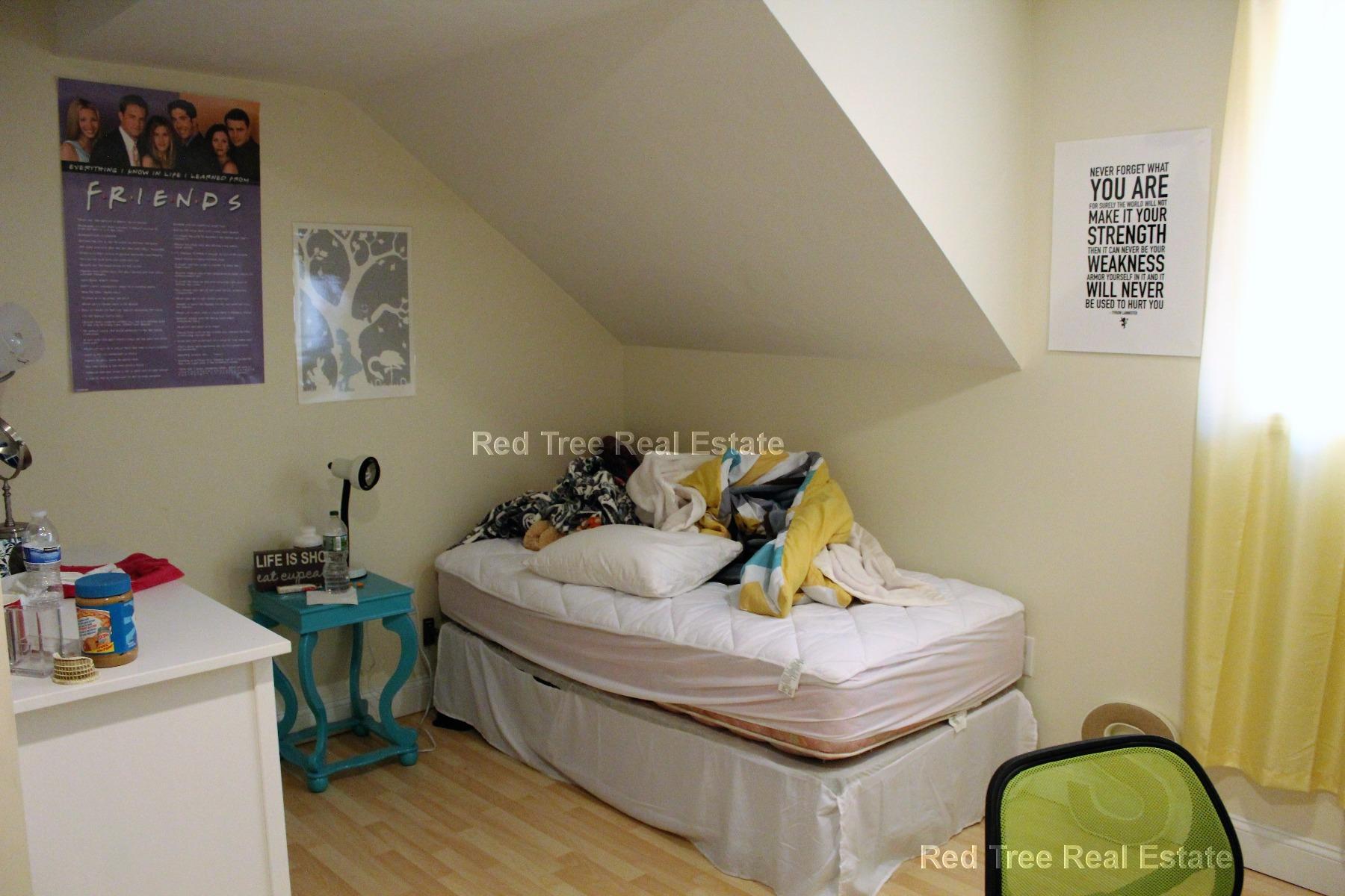 10 Strathmore Rd, Brookline